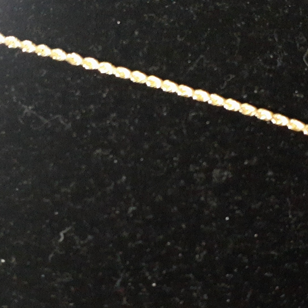 14 K Yellow Gold Rope Chain 2mm wide 20 inch long - Picture 3 of 3
